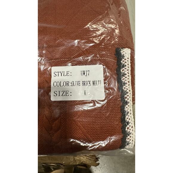 POL Women’s Quilted Colorblock Jacket in Olive Brick Multi - Picture 6 of 7